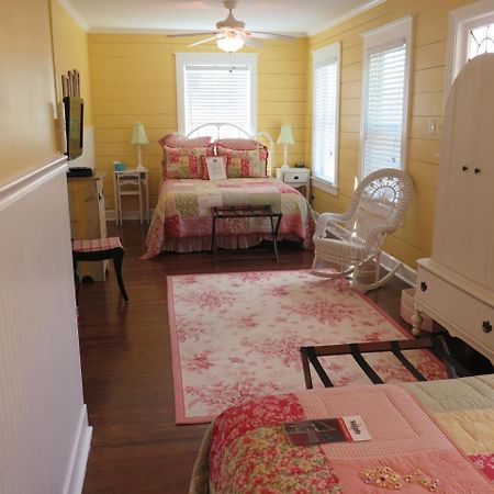 Yellow House B&B Salado Dış mekan fotoğraf