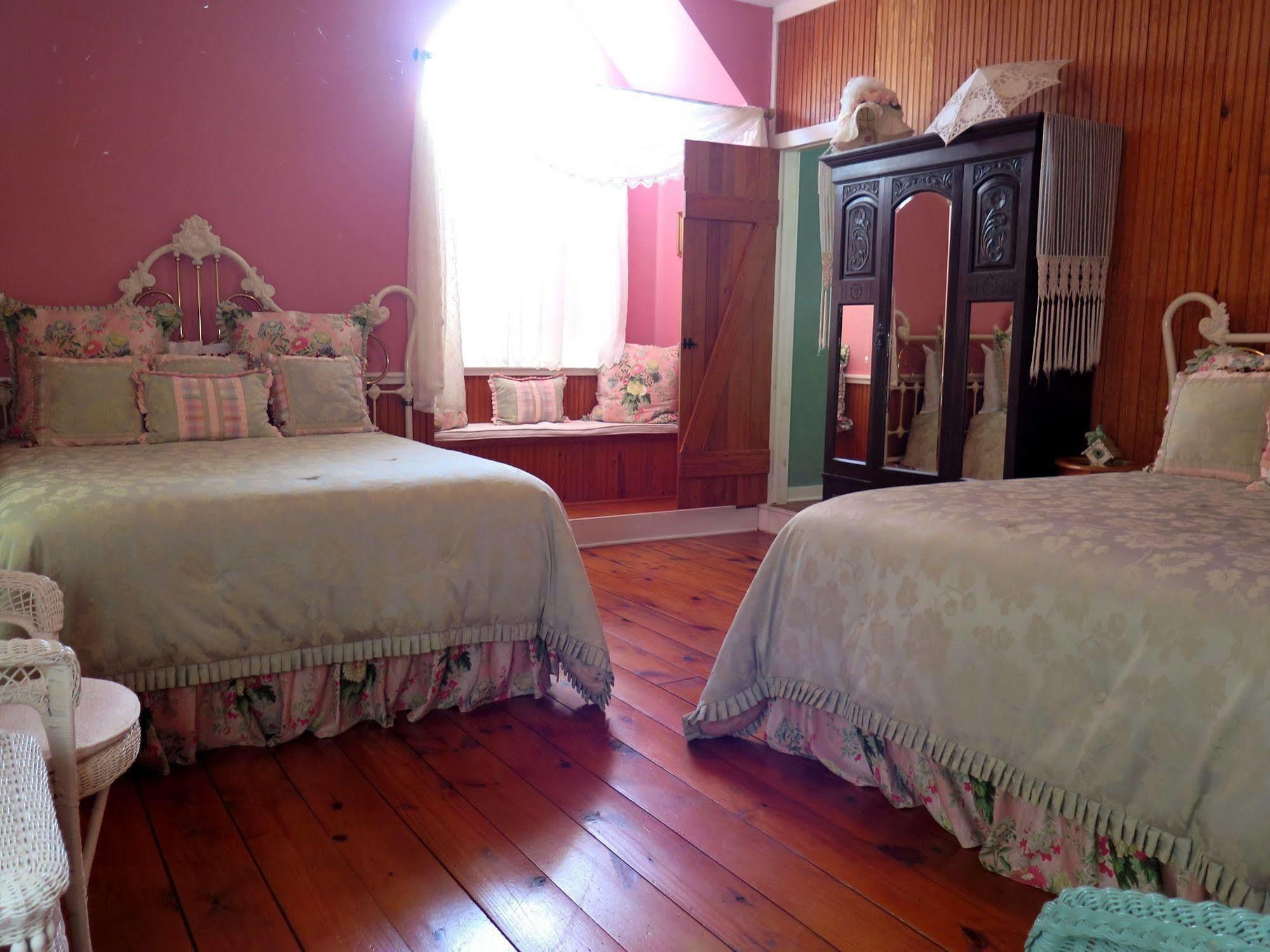 Yellow House B&B Salado Dış mekan fotoğraf